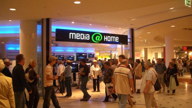 Werbeanlage media at home