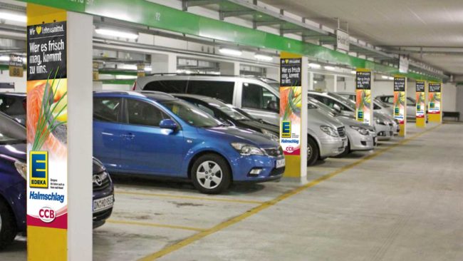 Hamburg City Center Säulenwerbung